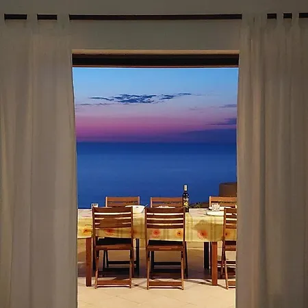 Villa Cecilia *